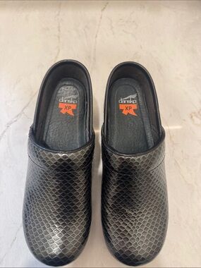Dansko Men's Black Textured Slip-On Clogs